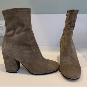 Via Spiga Benita Size8 grey suede bootie
